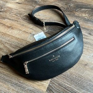 Kate Spade Leila Belt Bag
Crossbody Black
